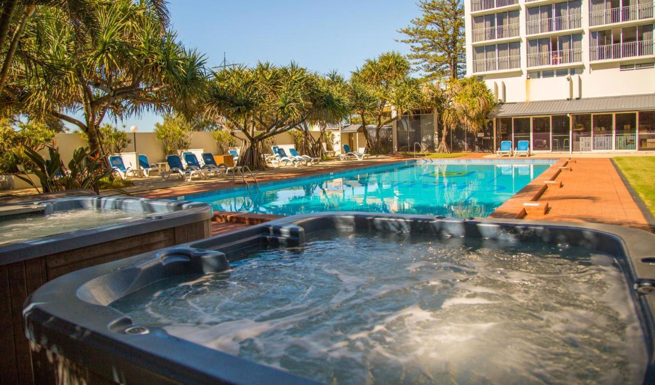 Chateau Beachside Resort Gold Coast Esterno foto