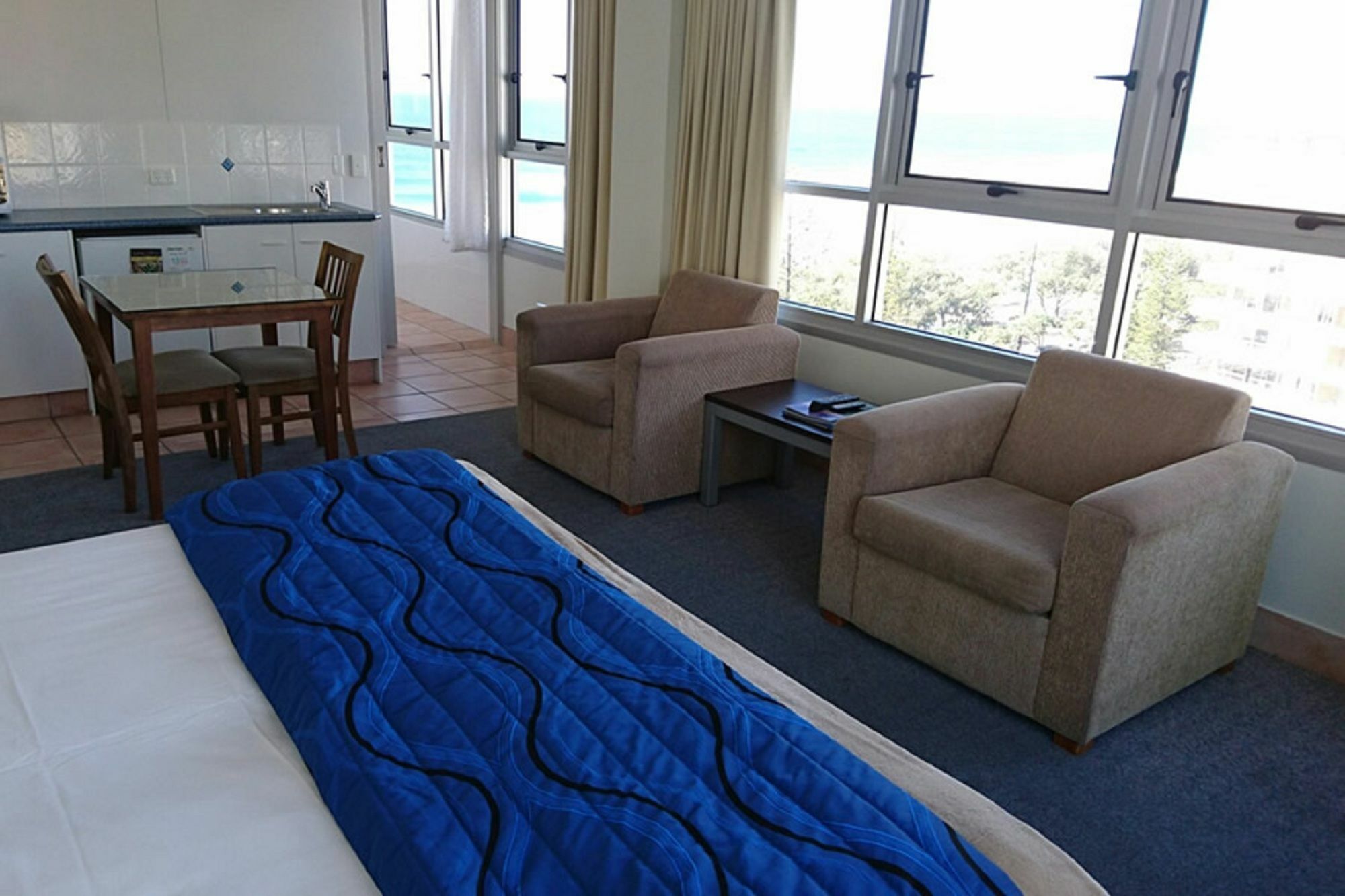 Chateau Beachside Resort Gold Coast Esterno foto