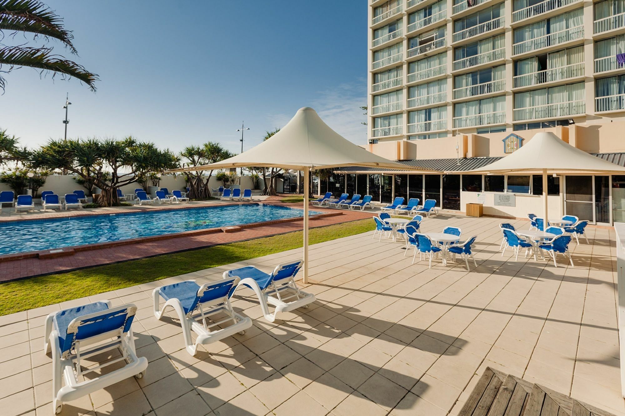 Chateau Beachside Resort Gold Coast Esterno foto