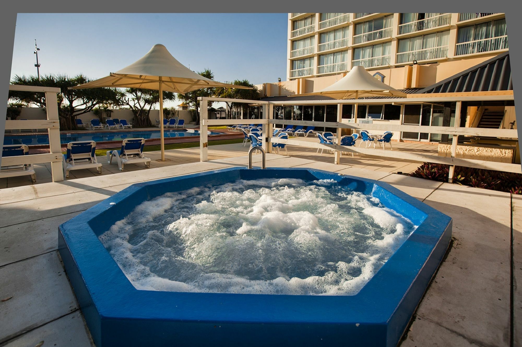 Chateau Beachside Resort Gold Coast Esterno foto